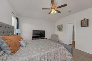 1704 T H Johnson Dr, Taylor, TX 76574 - Photo 19