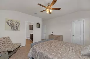 1704 T H Johnson Dr, Taylor, TX 76574 - Photo 21