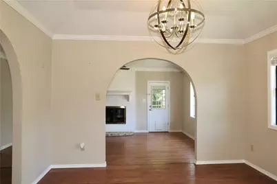 201 Norwood Street W, Georgetown, TX 78628 - Photo 9