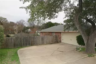 201 Norwood Street W, Georgetown, TX 78628 - Photo 37