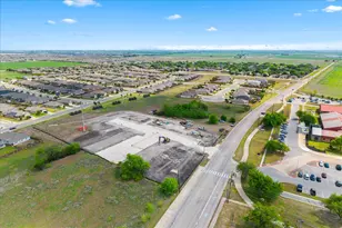 101 Mager Ln, Hutto, TX 78634 - Photo 9