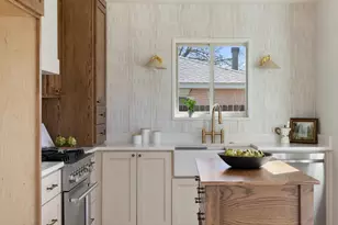 5213 Buffalo Pass, Austin, TX 78745 - Photo 9