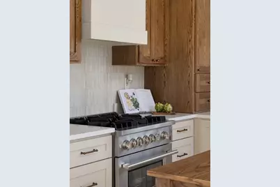 5213 Buffalo Pass, Austin, TX 78745 - Photo 11