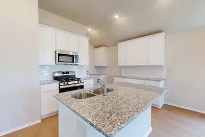 9204 Corvallis Drive, Austin, TX 78747 - Photo 5