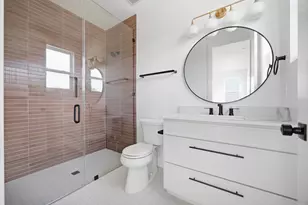 301 N Pleasant Valley Rd, Austin, TX 78702 - Photo 21