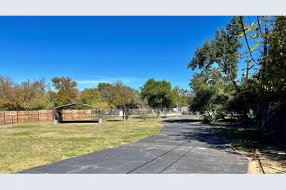 16001 Awalt Drive, Austin, TX 78734 - Photo 19