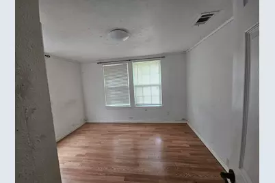 907 Neches Street, Lockhart, TX 78644 - Photo 23