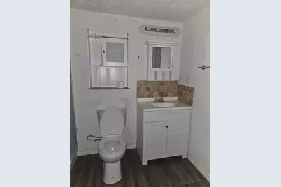 907 Neches Street, Lockhart, TX 78644 - Photo 15