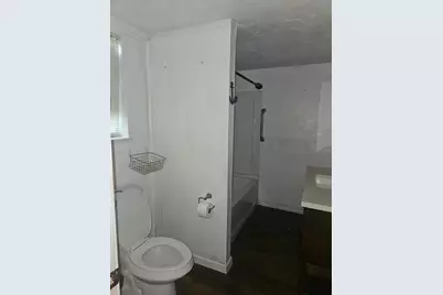907 Neches Street, Lockhart, TX 78644 - Photo 9