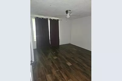 907 Neches Street, Lockhart, TX 78644 - Photo 17