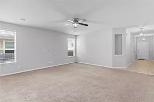 245 E Broade St, Leander, TX 78641 - Photo 11