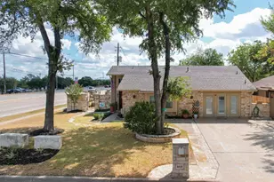 6601 Vougeot Dr, Austin, TX 78744 - Photo 15