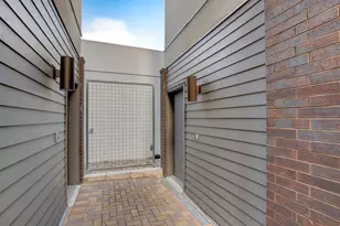1702 S Lamar Blvd, Austin, TX 78704 - Photo 5