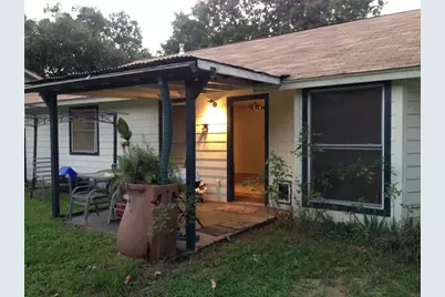 1917 Castle Gate Circle, San Marcos, TX 78666 - Photo 11