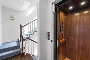 2702 Hillview Green Ln, Austin, TX 78703 - Photo 23