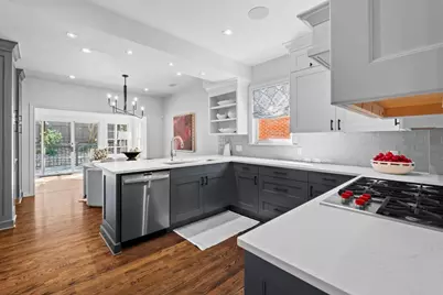 2702 Hillview Green Lane, Austin, TX 78703 - Photo 11