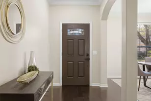 14021 Ashton Woods Cir, Austin, TX 78727 - Photo 3