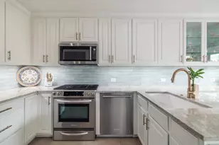 3105 Pleasant Run Pl, Austin, TX 78703 - Photo 11