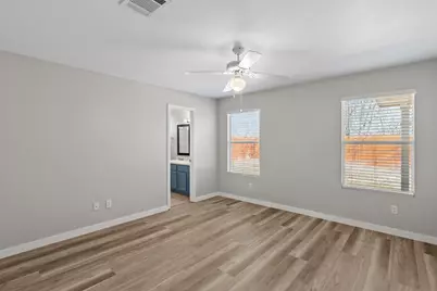 164 Pearl Lake Drive, Kyle, TX 78640 - Photo 13