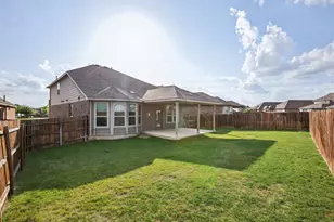 202 Quarryman Dr, Hutto, TX 78634 - Photo 35