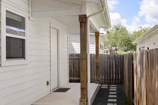 5421 Blue Bird Ln, Austin, TX 78745 - Photo 15