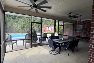 310 E 10th St, Elgin, TX 78621 - Photo 25