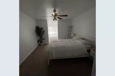 310 E 10th Street, Elgin, TX 78621 - Photo 19