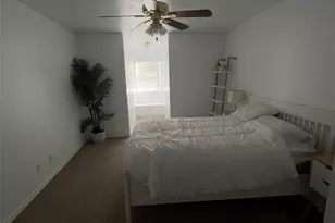 310 E 10th St, Elgin, TX 78621 - Photo 19