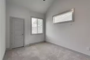 900 Banister Ln, Austin, TX 78704 - Photo 19