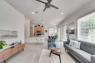 900 Banister Ln, Austin, TX 78704 - Photo 3