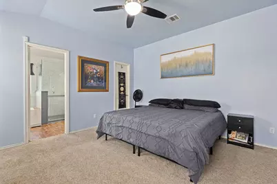 327 Comal Run, Hutto, TX 78634 - Photo 17