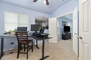 327 Comal Run, Hutto, TX 78634 - Photo 17
