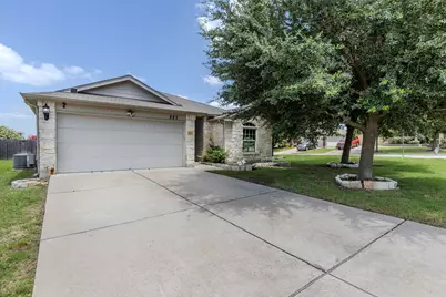 327 Comal Run, Hutto, TX 78634 - Photo 3