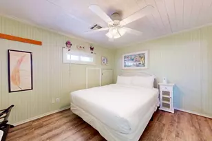 131 W White Ave, Port Aransas, TX 78373 - Photo 21