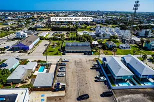131 W White Ave, Port Aransas, TX 78373 - Photo 3