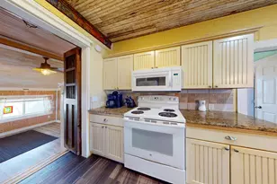 131 W White Ave, Port Aransas, TX 78373 - Photo 9