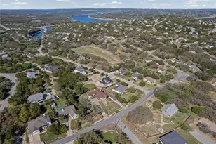 314 Alloway Dr, Spicewood, TX 78669 - Photo 23