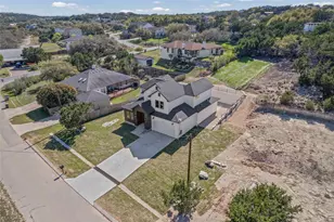 314 Alloway Dr, Spicewood, TX 78669 - Photo 23