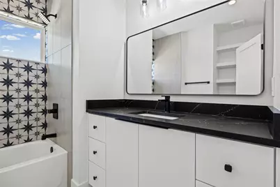 314 Alloway Drive, Spicewood, TX 78669 - Photo 11