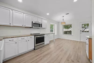 2418 Socorro Bend, Leander, TX 78641 - Photo 11