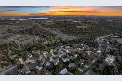 516 Ronay Drive S, Briarcliff, TX 78669 - Photo 23