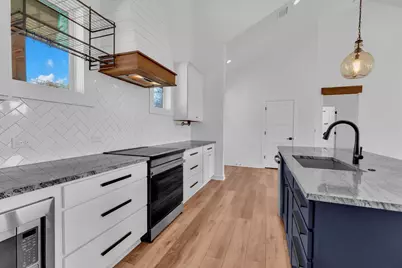 516 Ronay Drive S, Briarcliff, TX 78669 - Photo 5