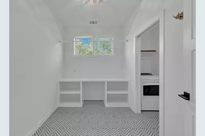 516 Ronay Drive S, Briarcliff, TX 78669 - Photo 17