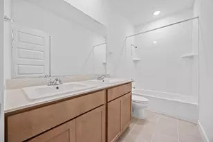 11012 Mystic Timber Dr, Austin, TX 78754 - Photo 17