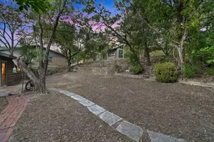 5723 Highland Hills Dr, Austin, TX 78731 - Photo 21