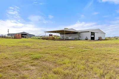 18000 Fm 112, Thrall, TX 76578 - Photo 19