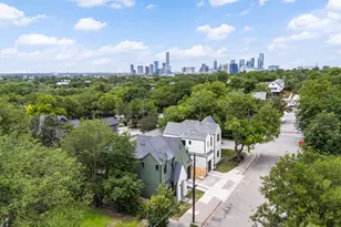 2503 E 18th St, Austin, TX 78702 - Photo 3