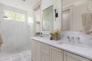 2503 E 18th St, Austin, TX 78702 - Photo 23