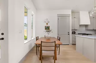 2503 E 18th St, Austin, TX 78702 - Photo 21