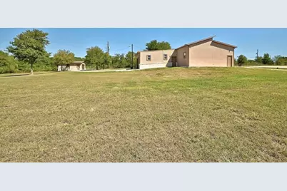 7300 Gilbert Road, Manor, TX 78653 - Photo 37